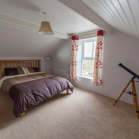 Teachin - An Idyll Of The Emerald Isle * Downings