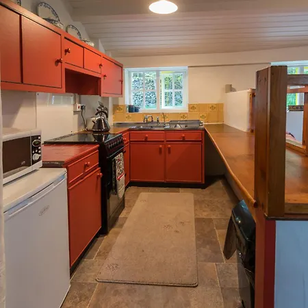 Teachin - An Idyll Of The Emerald Isle