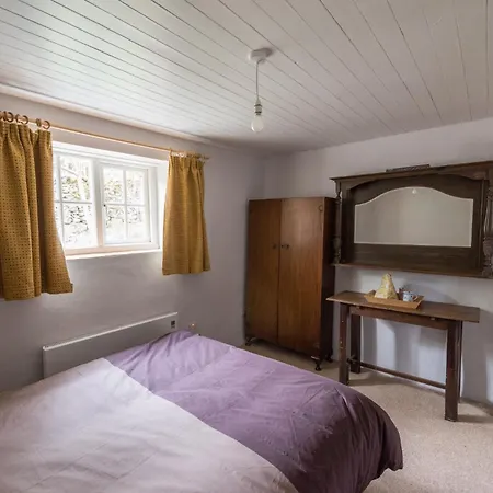 Teachin - An Idyll Of The Emerald Isle *