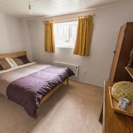 Teachin - An Idyll Of The Emerald Isle *