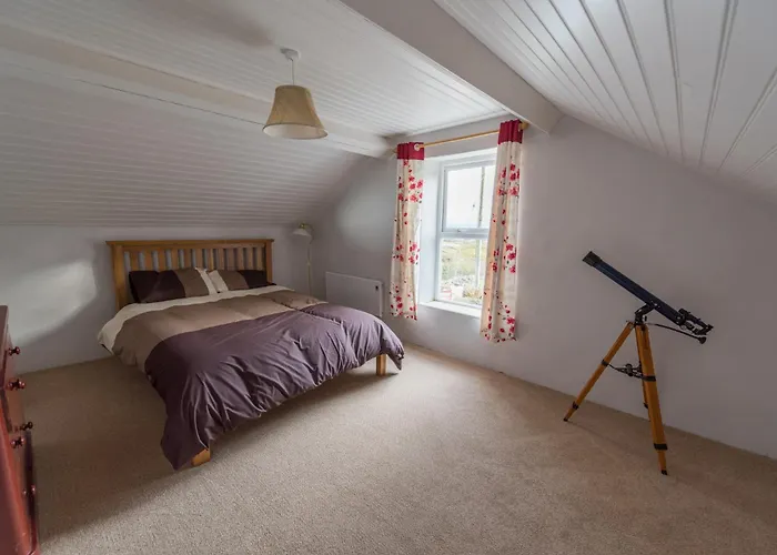 Teachin - An Idyll Of The Emerald Isle * Downings